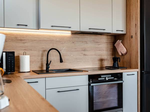 kuchnia z wyposazeniem