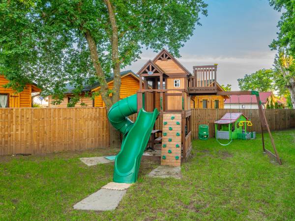 Domki Letniskowe Maks