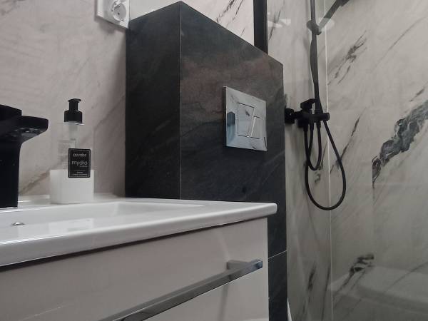 Łazienka - pok. A i B