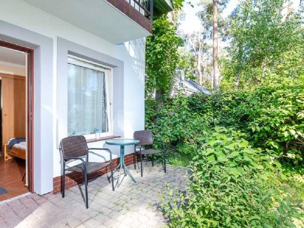 pokój bałtycki 2 osobowy, parter, wejście z tarasu i taras. Pokój numer 4.