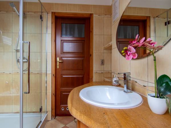 Łazienka pokoje góra