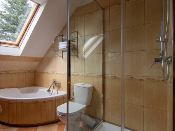 Łazienka pokoje góra