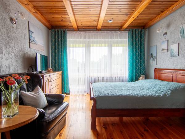 Pokój 2 osobowy z balkonem na 2-gim piętrze