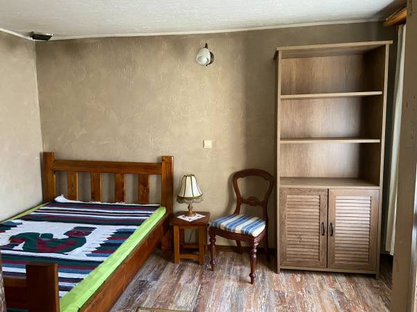 Sypialnia z łożem małżeńskim