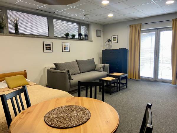 Apartament nad jeziorem Sukiel z własną plażą