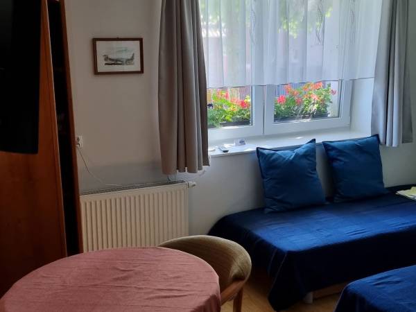 pokój nr 1 ( 2 os.)