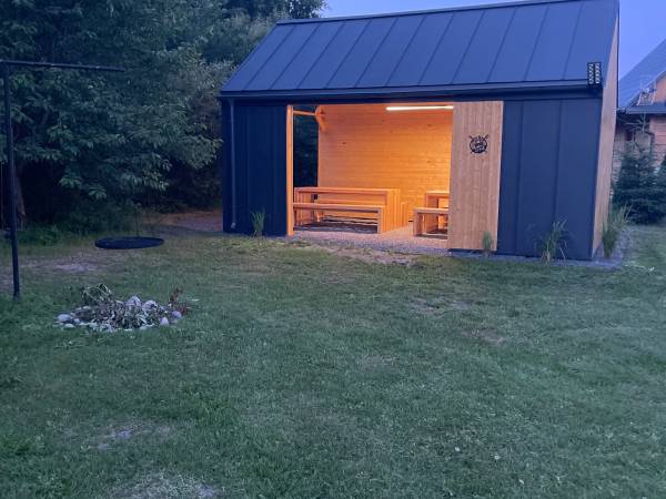 Domek grillowy 