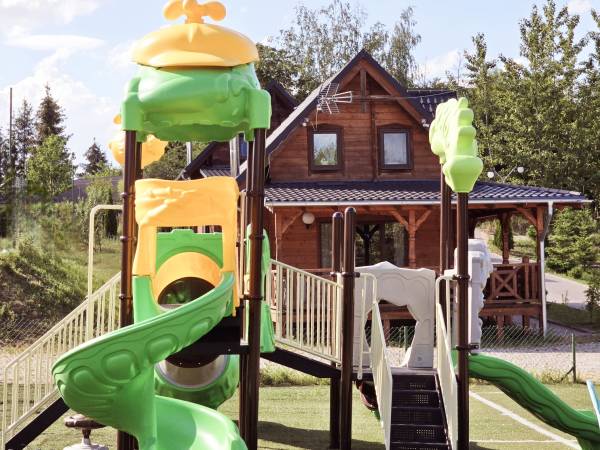 Domki nad jeziorem Ołów z własnym stawem 