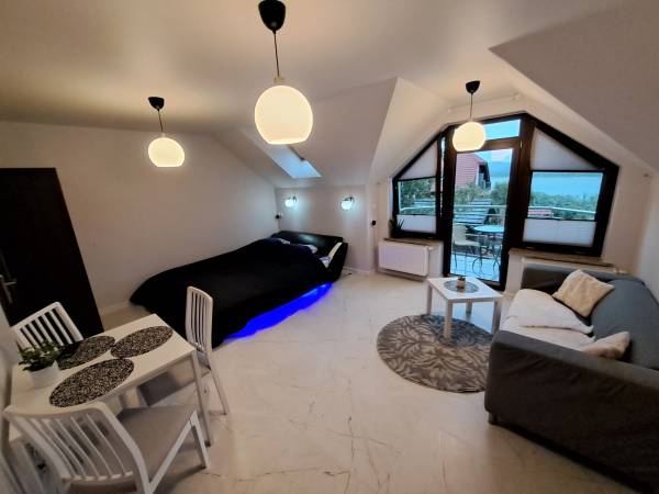 Pok. 5 LUX z kuchnią