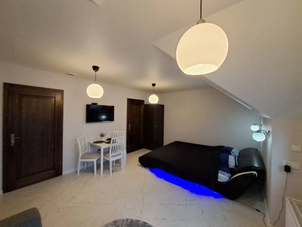 Pok. 5 LUX z kuchnią