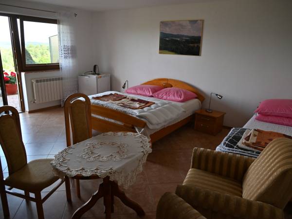 Pokój nr 13 (4 os.)