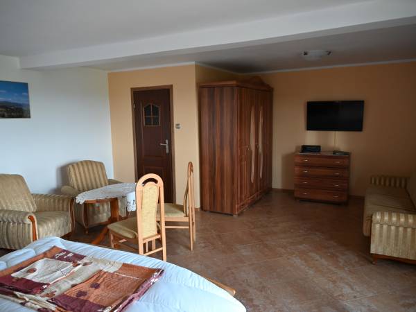 Pokój nr 13 (4 os.)