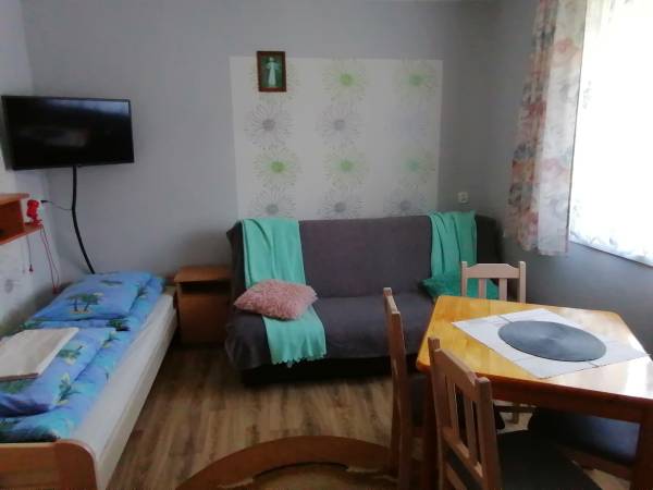 Pawilon N 4 (4-5 osobowy)