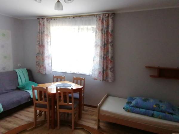 Pawilon Nr 4 (4-5 osobowy)