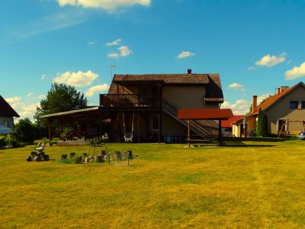 przestrzeń przed pokojami