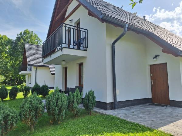 DOMEK i wejście do FOLK