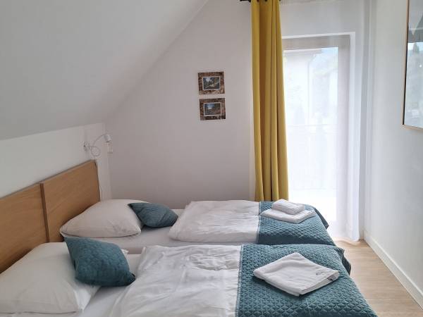 LEŚNY - 2 sypialnia i wyjściena balkon