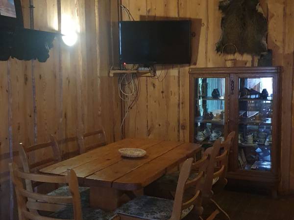 chata 10 osobowa część salonu