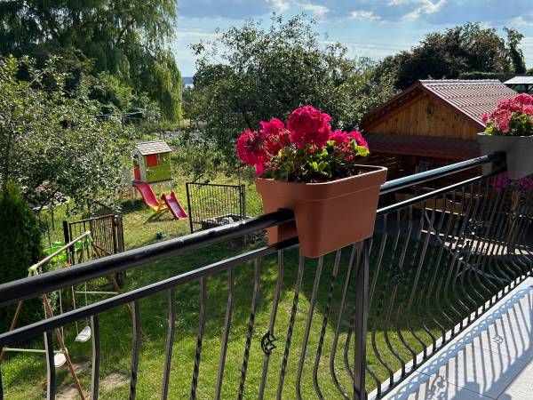 widok z balkonu-apartamenty