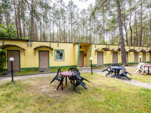 Każdy pokój posiada własne niezależne wejście z zewnątrz