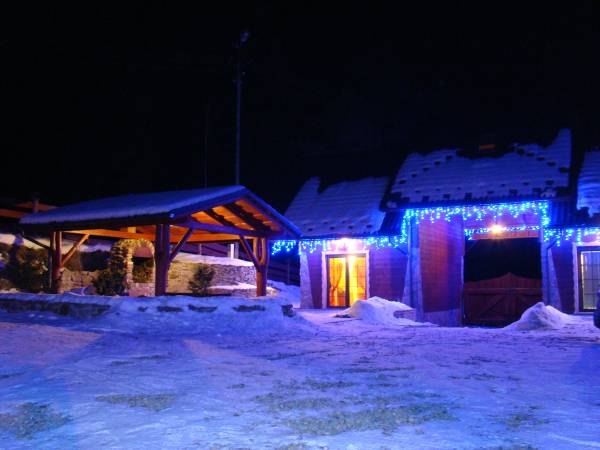 Domki Całoroczne Na Borach