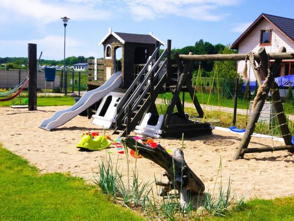 Domki Letniskowe- Linowe Domki