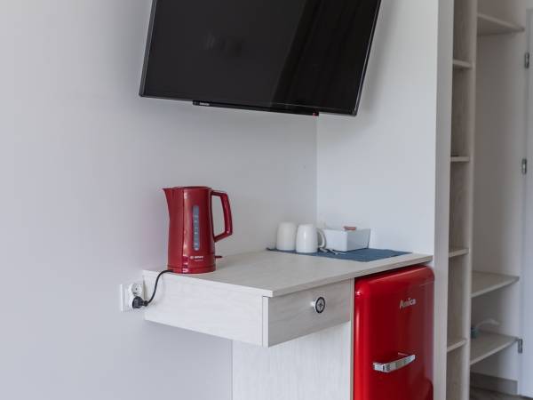 Lodówka, kąvcik kawa/herbata w pokojach
