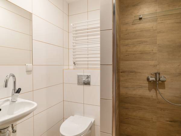 Pokoje i apartamenty Laguna