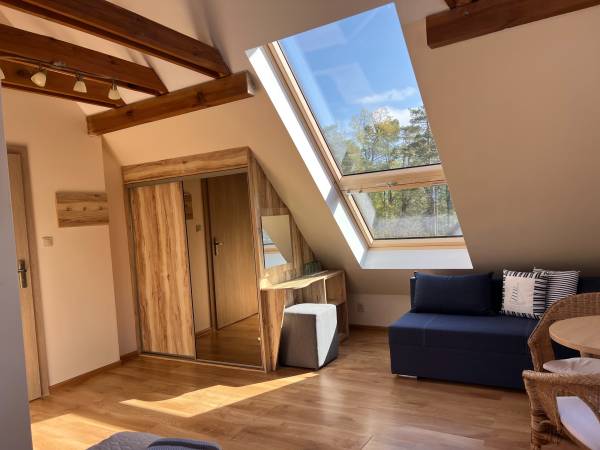 pokój trzyosobowy z aneksem