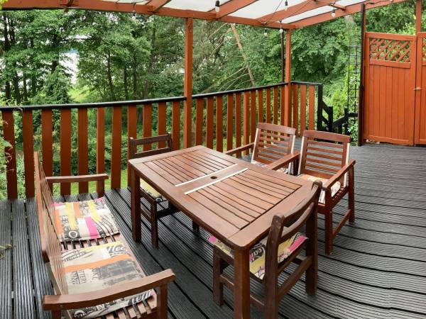 Taras od strony jeziora Pile