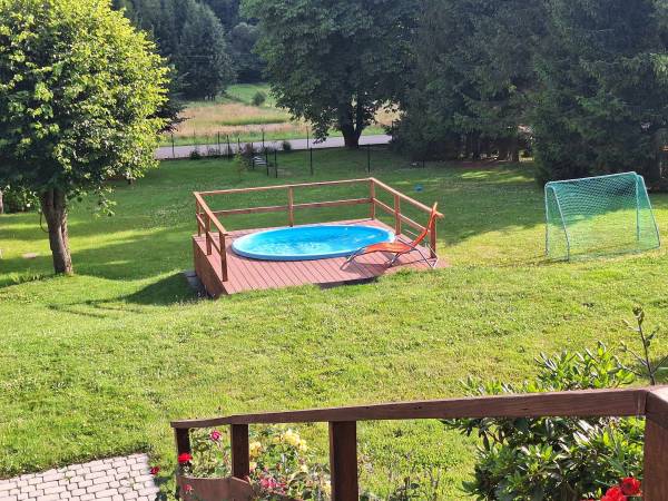 Całoroczne domki pod lasem