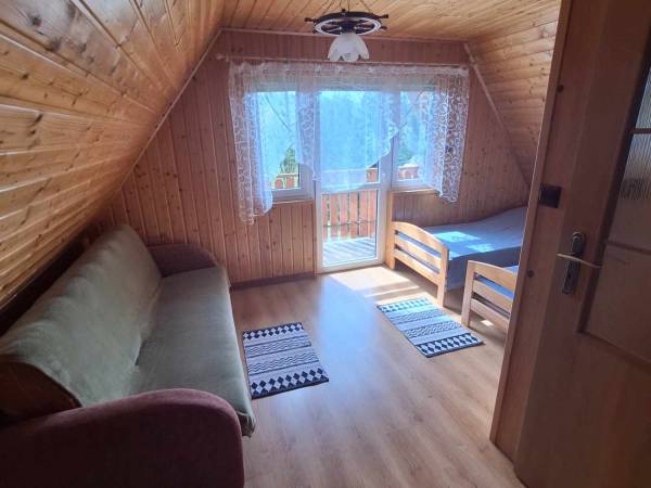 Całoroczne domki pod lasem