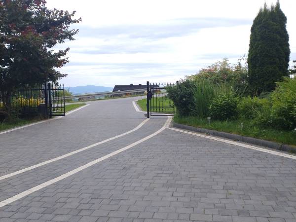 Wjazd z drogi głównej 