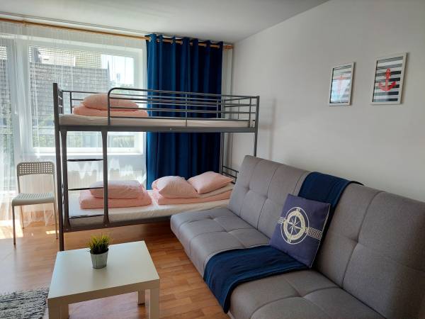 Pokój na parterze z widokiem na ogródek