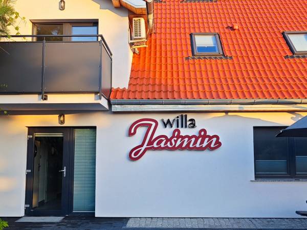 Willa Jaśmin - domki, pokoje, apartamenty