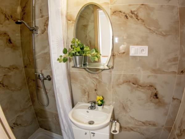 Kwatery RYDZ Częstochowa Pokój nr 4 Łazienka