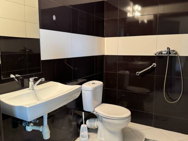 Pokój nr. 3 z prywatną łazienką 