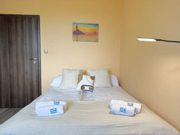 okój nr. 4 z prywatną łazienką 