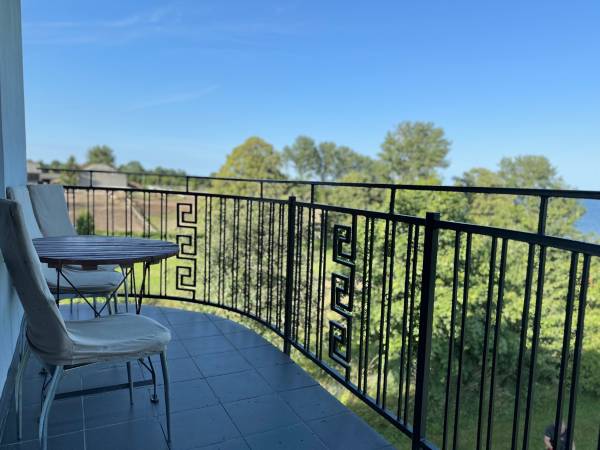 Pokój nr. 5 z balkonem 