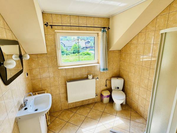 wnętrze łazienka pokój 2