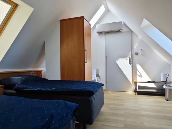 Willa Jaśmin - domki, pokoje, apartamenty