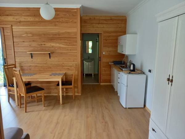 Aneks w domku sosnowym