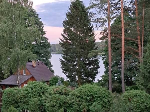 Eliza Dom Nad Jeziorem w Puszczy Augustowskiej