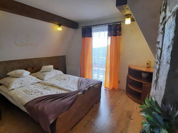 POKÓJ NR.7 SYPIALNIA 2