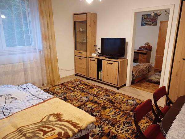 Dom w Gaju (Góry Beskidy)