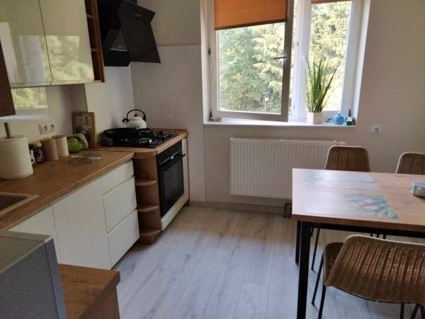 Dom w Gaju (Góry Beskidy)