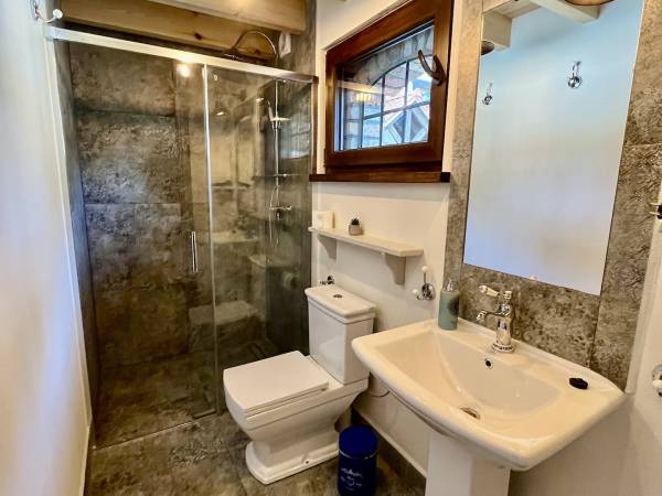 Dworek Wdzydze - Domki i Apartamenty