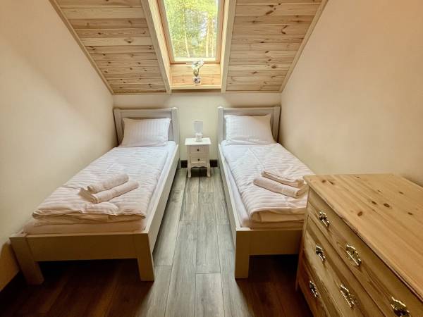 Dworek Wdzydze - Domki i Apartamenty