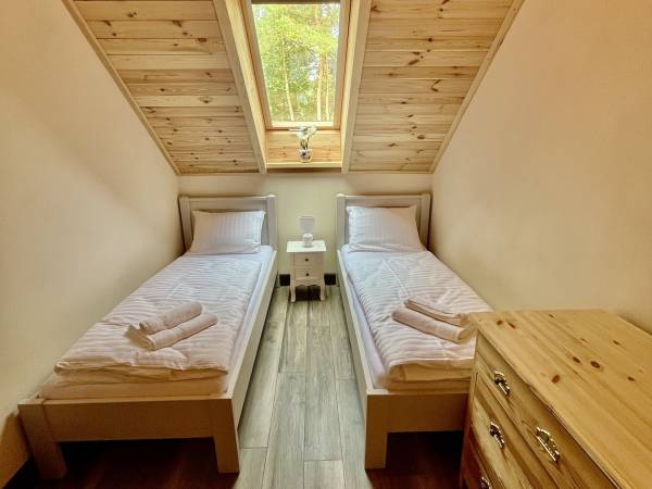 Dworek Wdzydze - Domki i Apartamenty