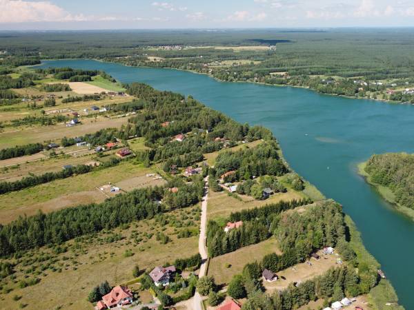 widok z lotu ptaka na jezioro Serwy-część północna